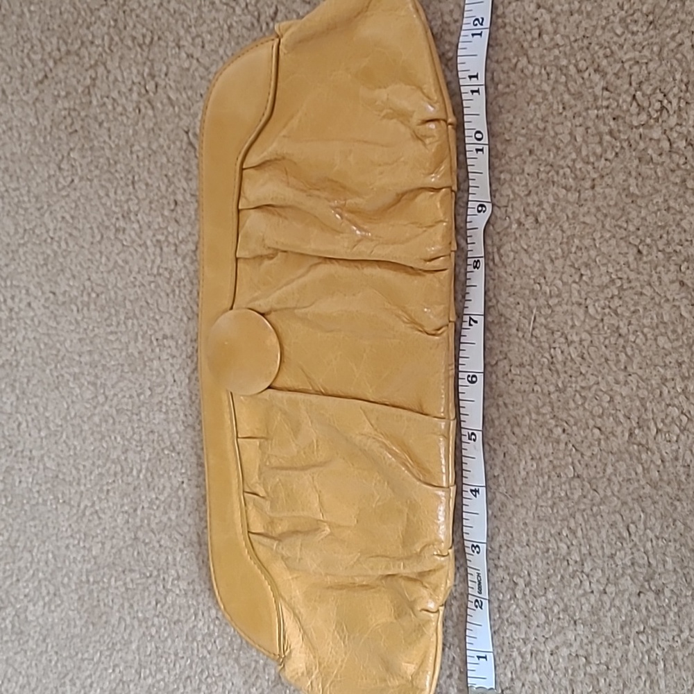 Hobo Clutch